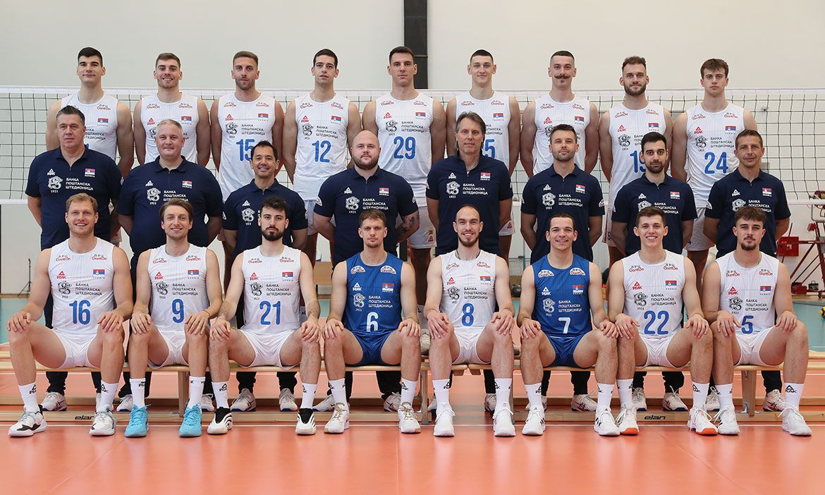 Seniorima set protiv Francuske u Kanu