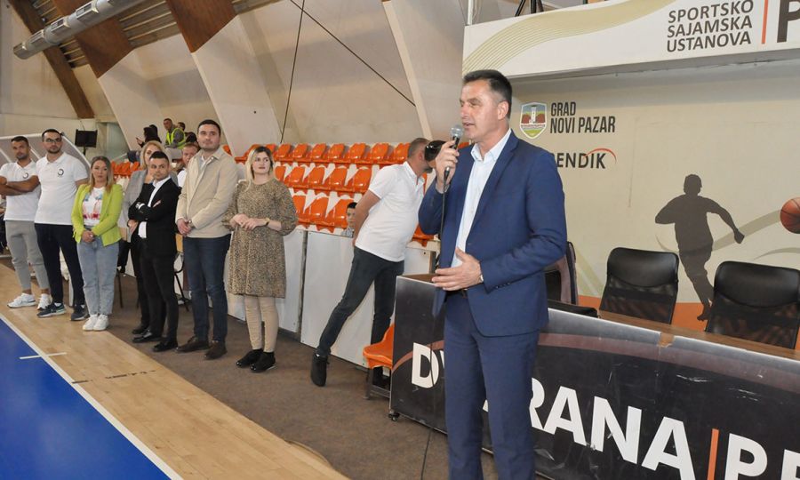 Gradonačelnik Novog Pazara svečano otvorio Finalni turnir juniora