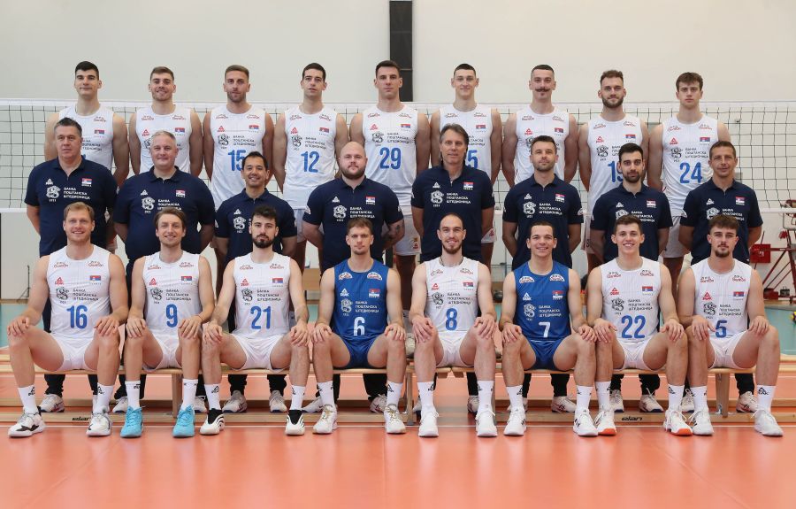 Seniori u ponedeljak putuju u Ljubljanu, u sredu protiv Italije