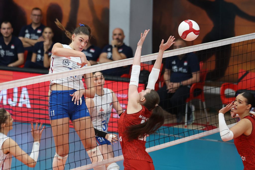 Srbija nadigrala Rusiju posle pet setova!